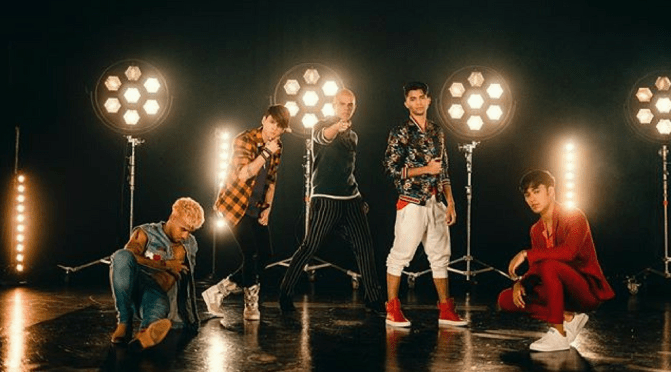 CNCO – Se Vuelve Loca